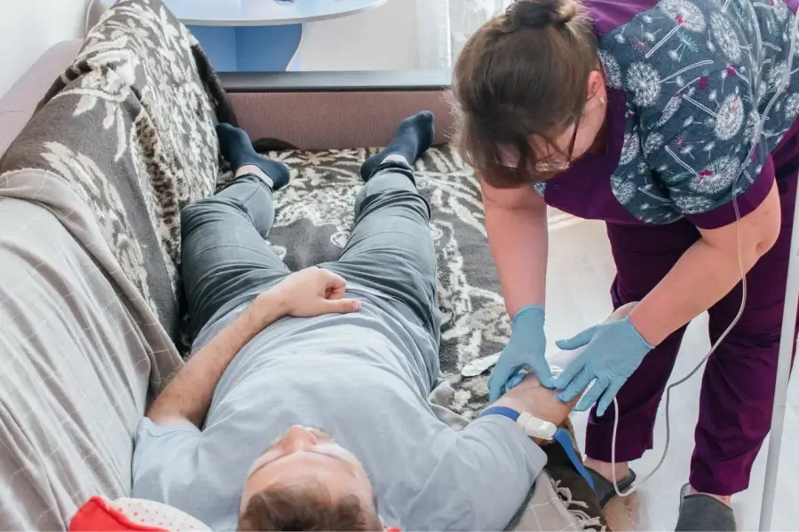 Срочный вывод из запоя в Сосновоборске: быстро, недорого